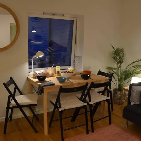 Central, Practical, Free Parking. Ls301 * Bergen
